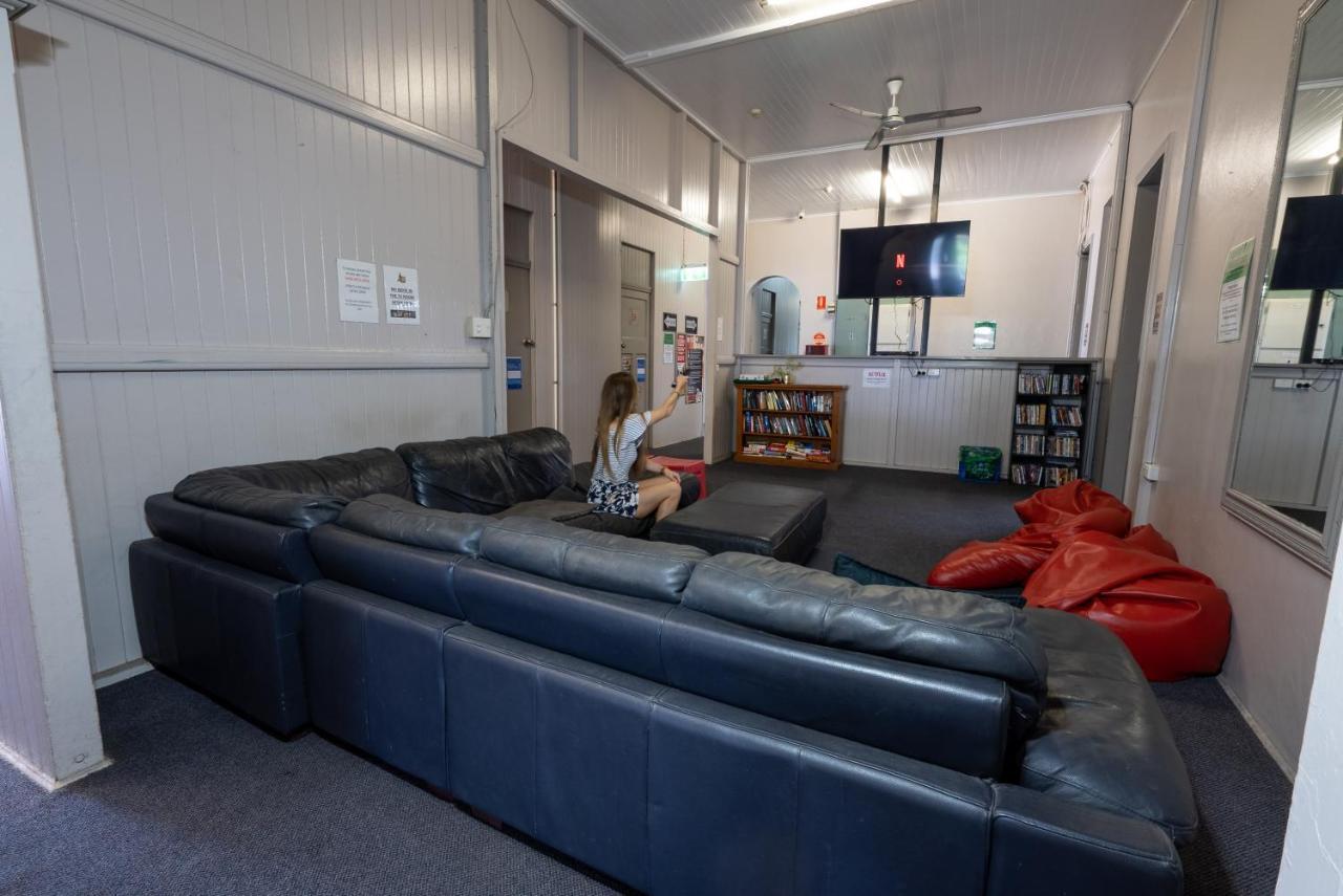 The Jack Backpackers Hostel Cairns Exterior photo