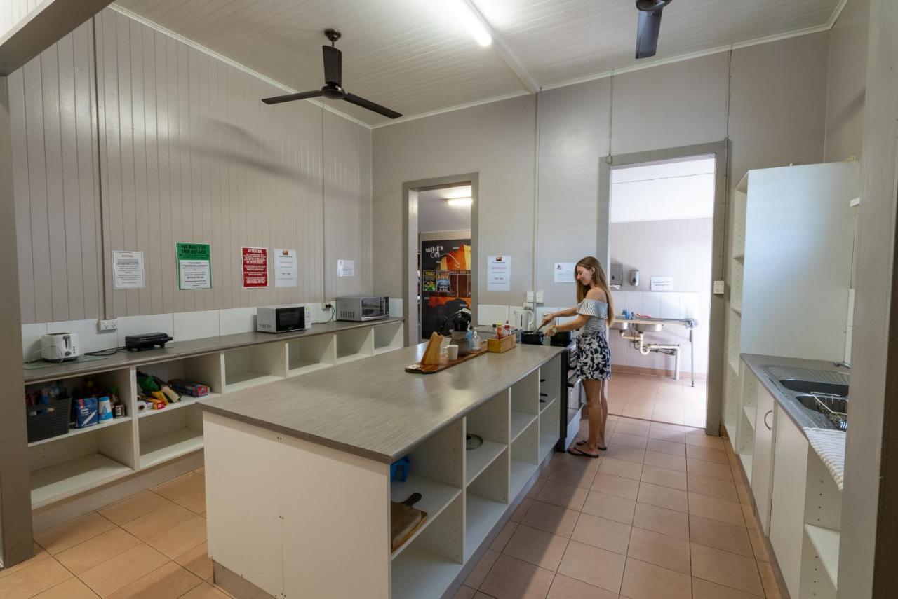 The Jack Backpackers Hostel Cairns Exterior photo