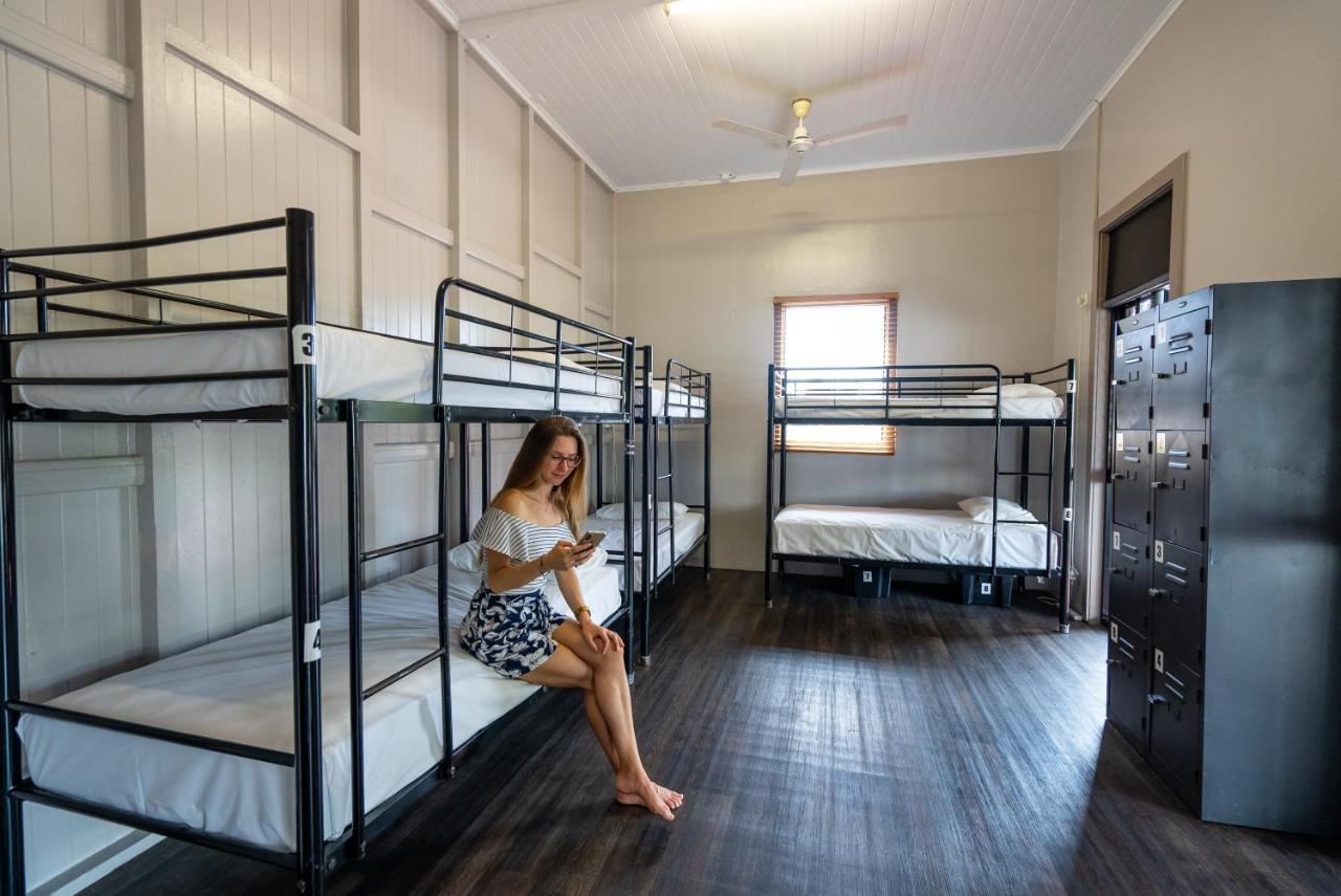 The Jack Backpackers Hostel Cairns Exterior photo